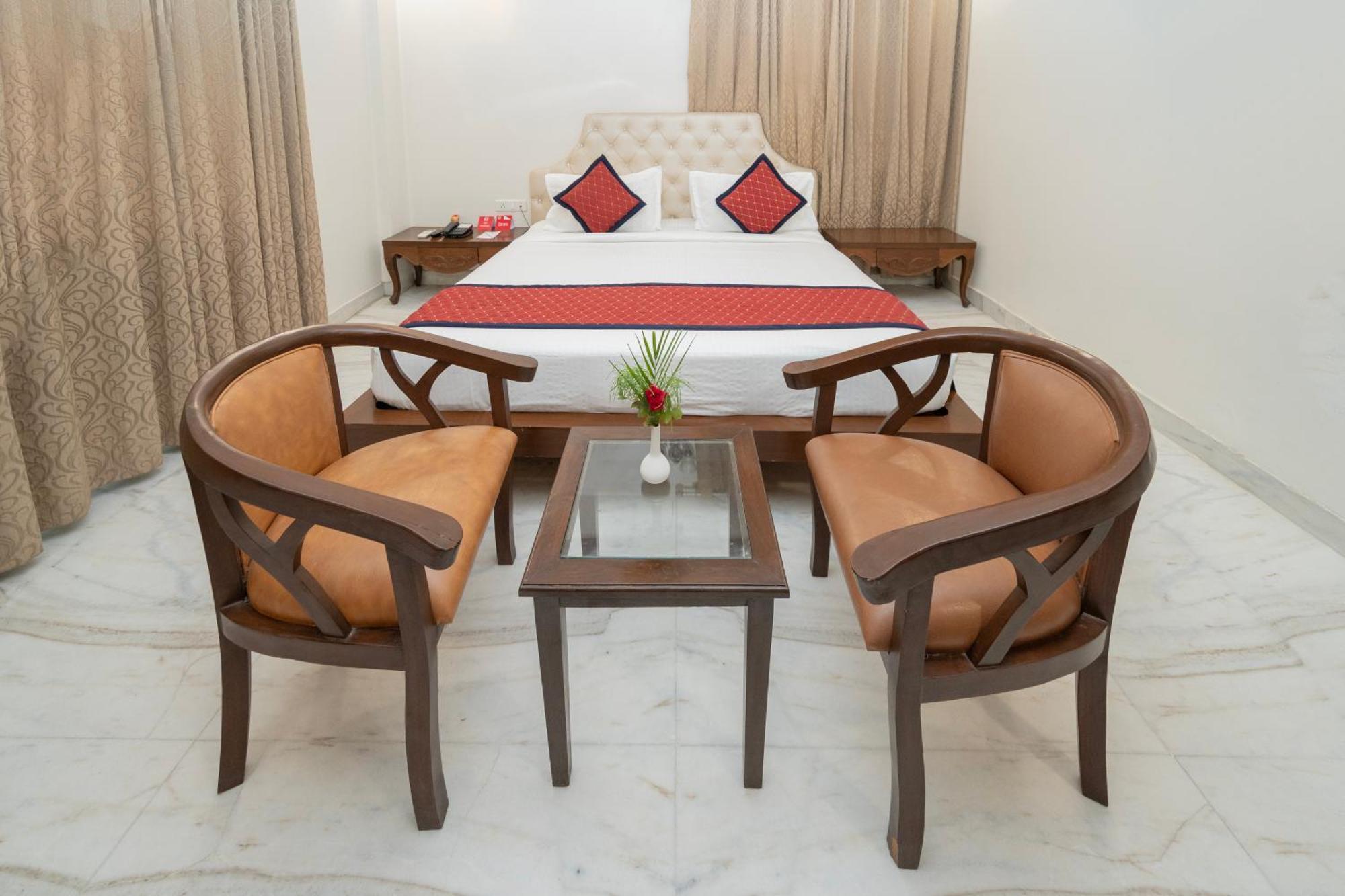 Spree Hotel Agra - Walking Distance To Tajmahal ภายนอก รูปภาพ